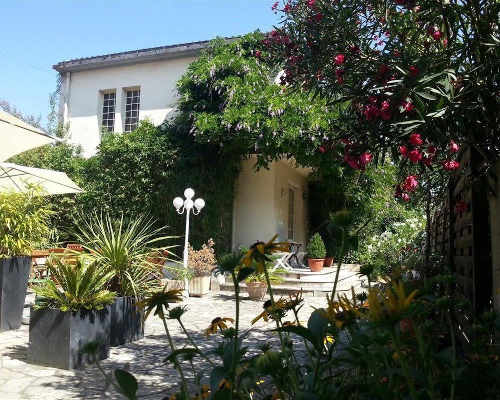 Hotel La Residence Villeneuve-sur-Lot Kültér fotó